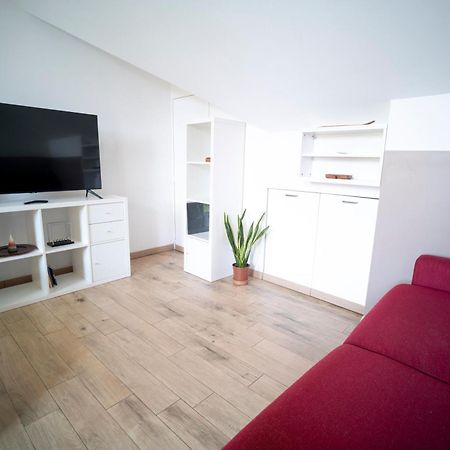 Flat With Terrace Close To Forum And Milanofiori Metro Assago Esterno foto
